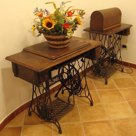 Guest House Caterina Porec Esterno foto