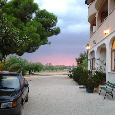 Guest House Caterina Porec Esterno foto